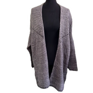 Beautiful long open front sweater grey & white plus size 2X Croft & Barrow